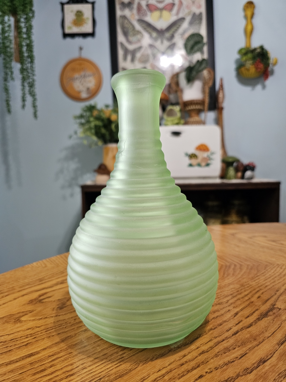 Vintage 1930s Frigidaire Frosted Uranium Green Depression Glass Decanter Vase